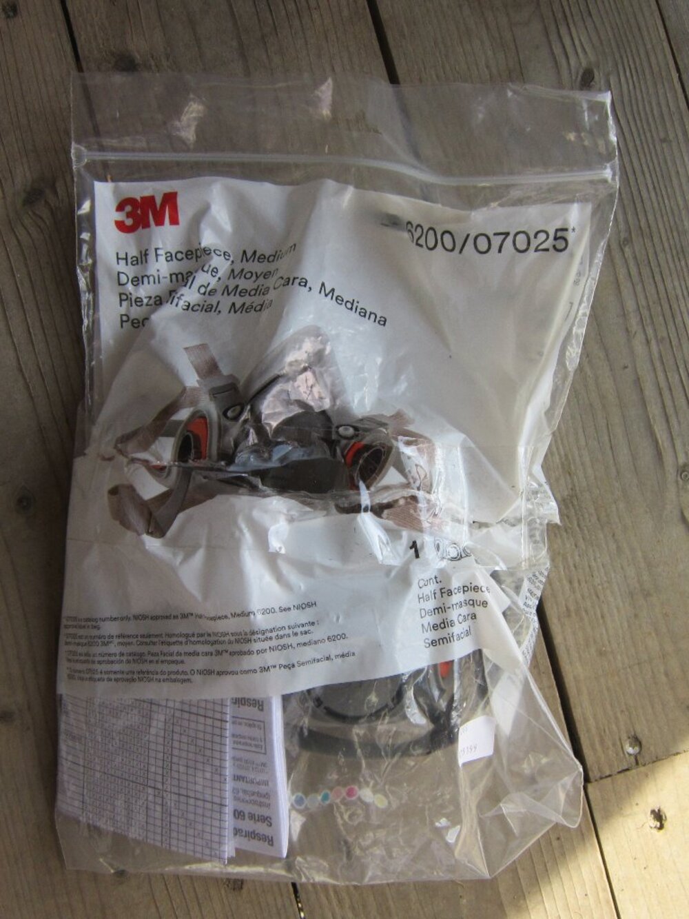 3M 6200 Half Facepiece Respirator, Size Medium